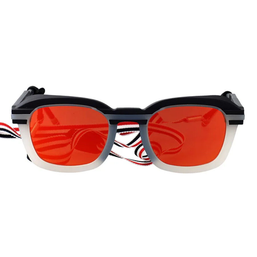 Thom Browne UES940A-G0004 color 104